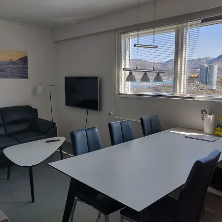 Vandrehuset 2 Og 3 Nuuk Exterior foto